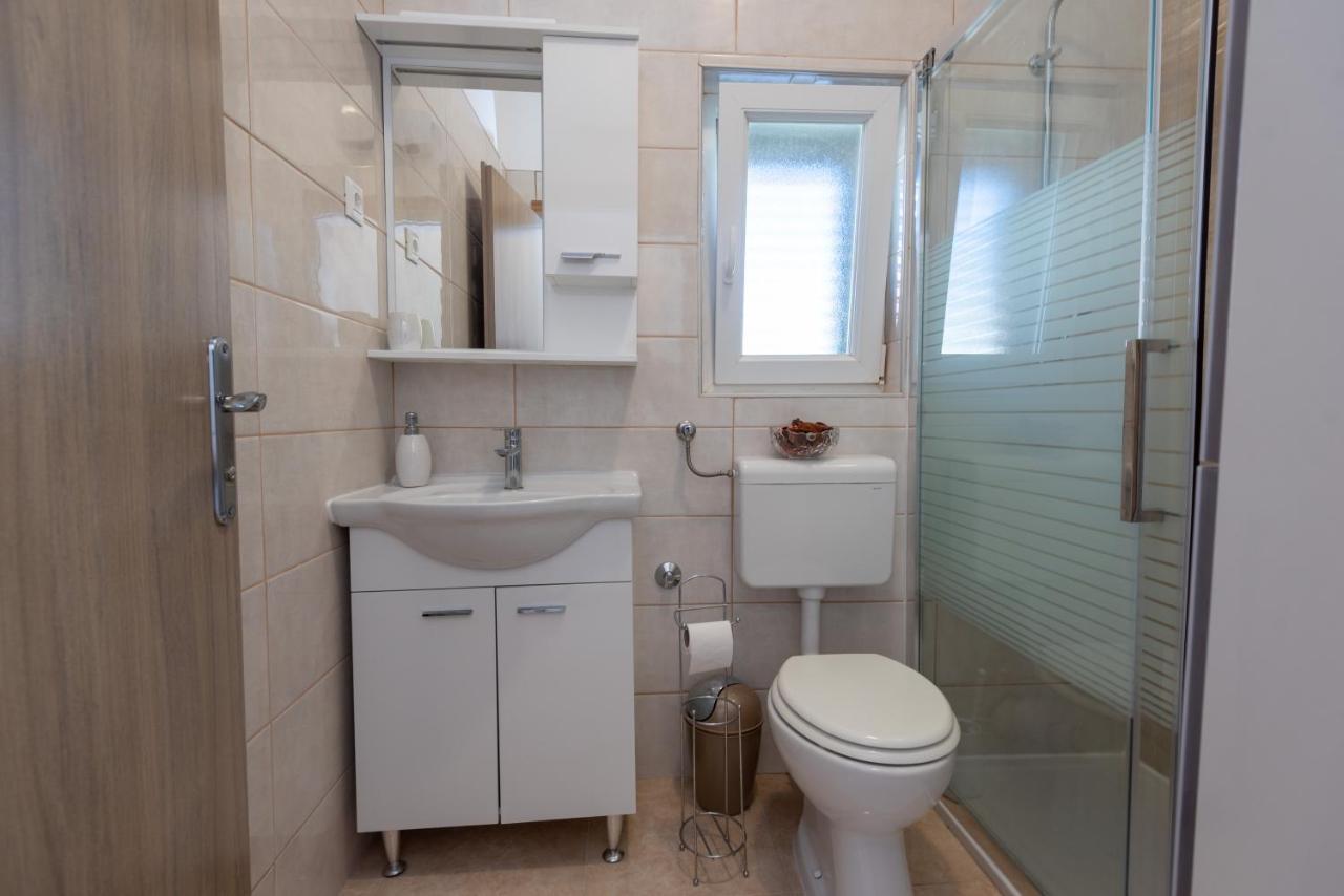Apartman Tribunj Tribalj Eksteriør billede